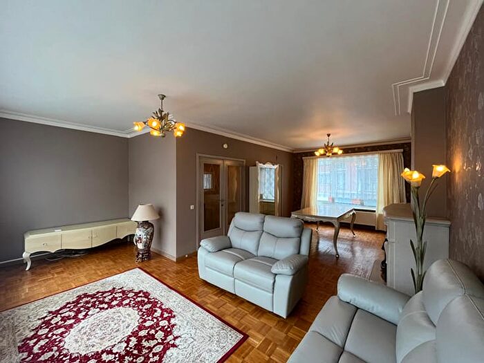 Geerbeekstraat, Antwerpen : Maison 3 pièces à vendre
