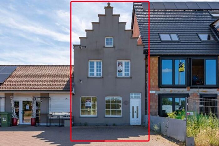 Maison 3 pièces à vendre à Kortrijksestraat, Oostkamp