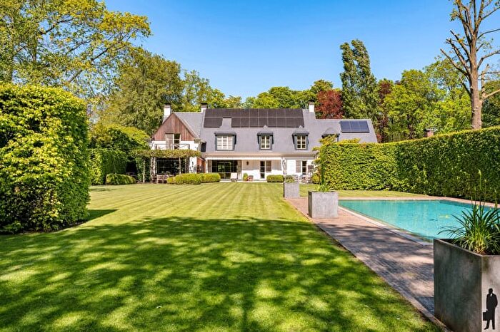 Maison 4 pièces à Parklaan, HeistopdenBerg Itegem, à vendre