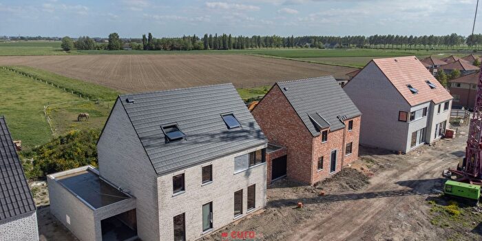 Maison à Leistraat, Nieuwpoort, à vendre