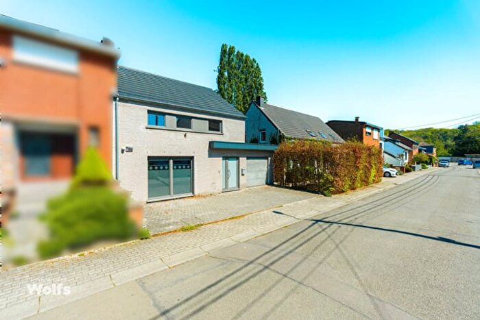 Rue Petit Bertrand, HermallesousArgenteau - Maison 3 pièces à vendre