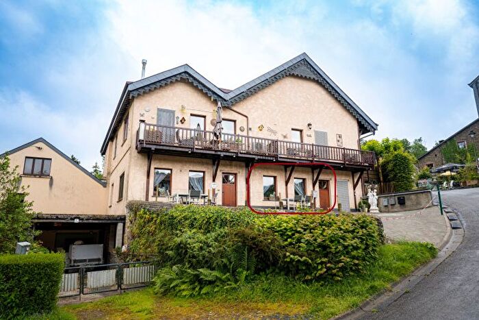 Rue De La Passerelle, Bouillon : Appartement 2 pièces à vendre