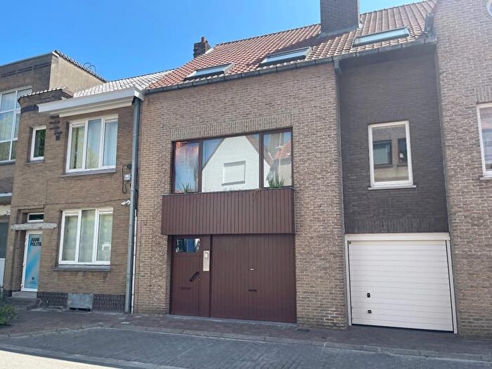 Van Steenestraat, KnokkeHeist : Maison 1 pièce à vendre