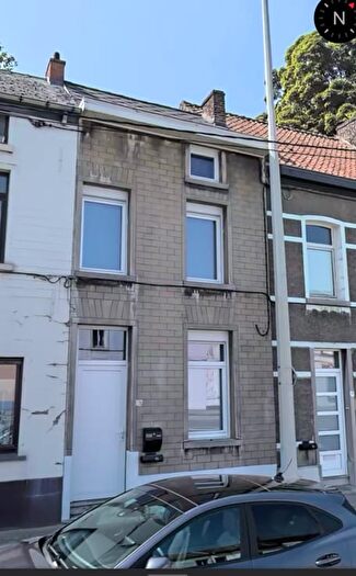 Maison 5 pièces à Rue De Mons, BraineleComte, à louer