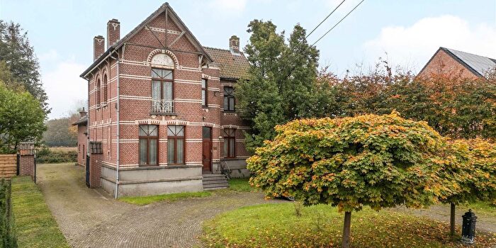 Maison 6 pièces à Boomgaardstraat, Burcht, à vendre