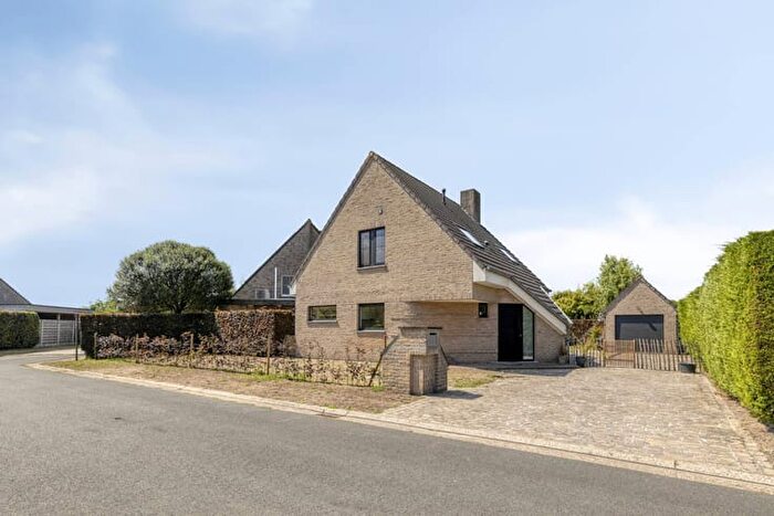 Maison 3 pièces à Anna Casteleinstraat, Sijsele, à vendre