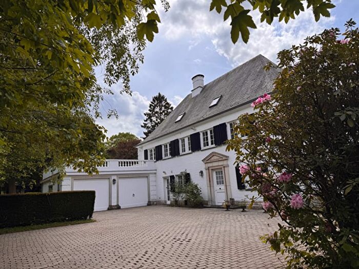 Avenue du Pré au Bois, RhodeSaintGenèse : Maison 10 pièces à vendre