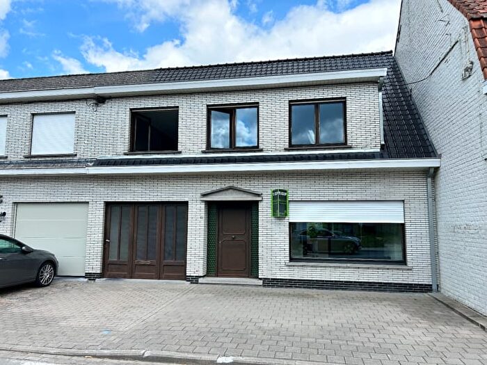 Maison 1 pièce à Oostrozebeeksestraat, Ooigem, à vendre
