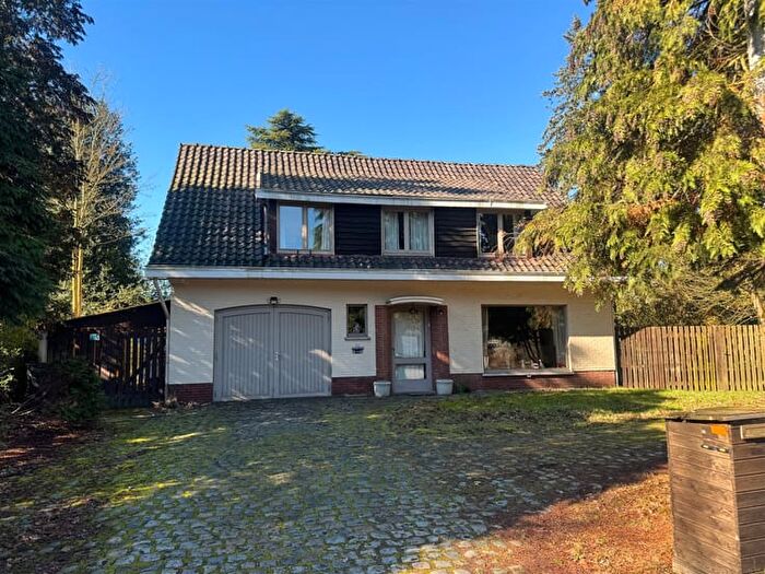 Turnhoutsebaan, MOL : Maison 3 pièces à vendre