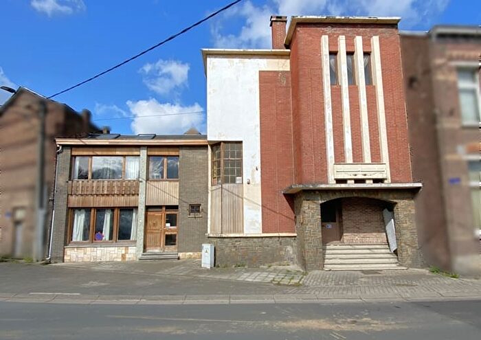 Rue Jules Hagnoul, ORPJAUCHE : Appartement 4 pièces à vendre