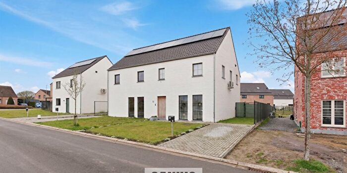 Maison 3 pièces à vendre - Chrysantenlaan, Munsterbilzen