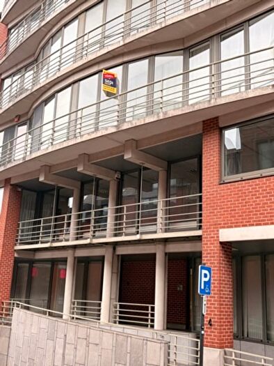 Appartement 2 pièces à Rue de l'Athénée, Charleroi, à vendre