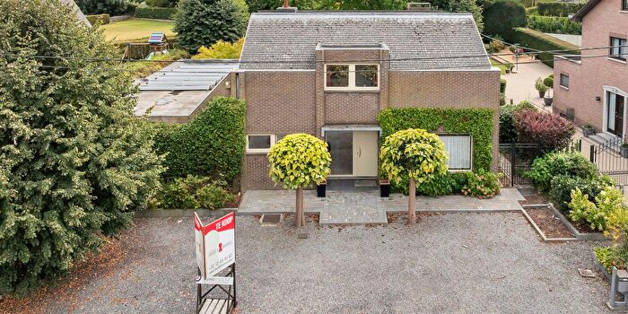 Maison 4 pièces à vendre à Abrahamstraat, ZichenZussenBolder