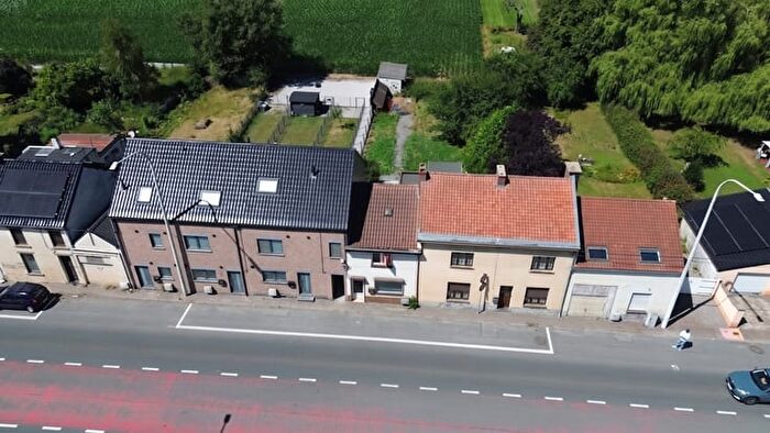 Maison 2 pièces à vendre à Route de Philippeville, HAMSURHEURE