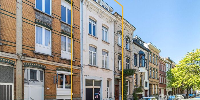Maison 6 pièces à Werbrouckstraat, Antwerpen, à vendre