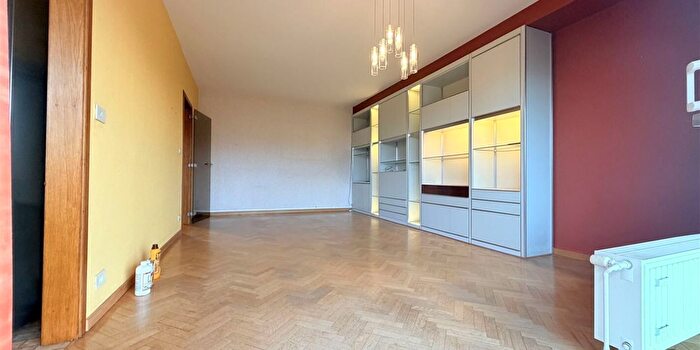 Appartement 1 pièce à Tournai, Henegouwen, à vendre