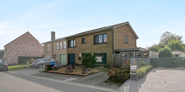 Professor Nelisstraat, Aartrijke : Maison 5 pièces à vendre