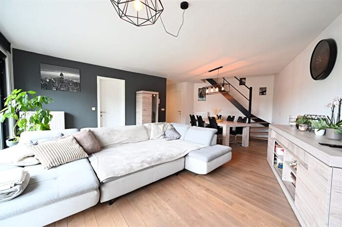 Appartement 3 pièces à Herentalsesteenweg, C, à vendre