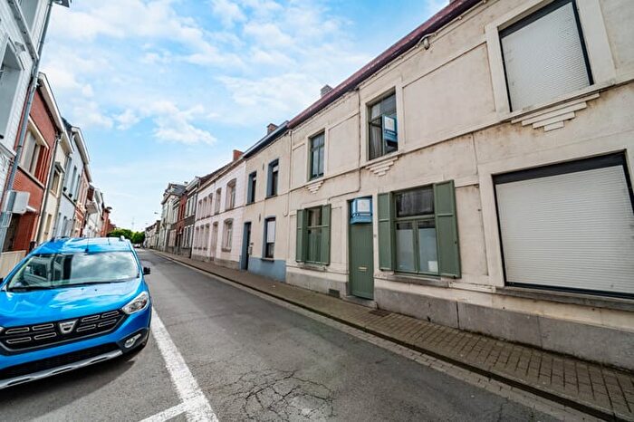 Maison 2 pièces à vendre à Rue Du Rempart, LeuzeenHainaut