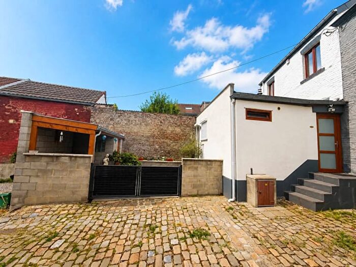 Maison 6 pièces à Rue Du Chêne, Seraing, à vendre