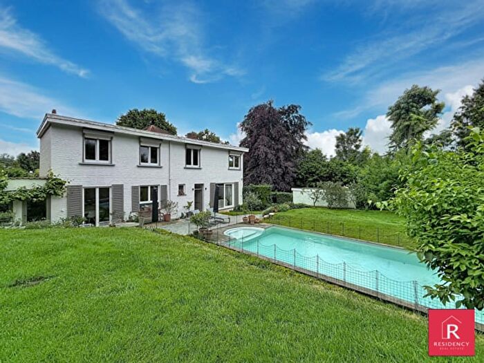 Maison 4 pièces à avenue de la libération, RhodeSaintGenèse, à vendre