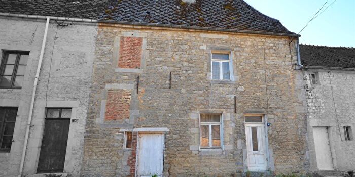 Maison 1 pièce à vendre - rue Chereulle, Petigny