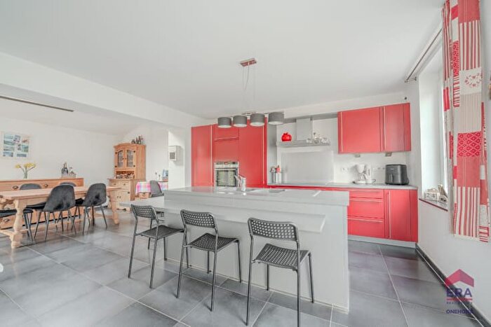 Maison 4 pièces à Rue Louis Lahaye, Andenne, à vendre