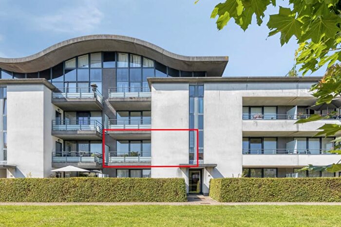 Appartement 2 pièces à vendre à Raadsherenlaan, SintKruis