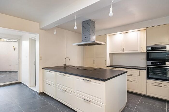 Bikschotelaan, BERCHEM : Maison 3 pièces à vendre