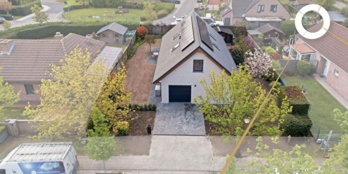 Maison 4 pièces à vendre à Jozef Cardijnlaan, Nieuwpoort