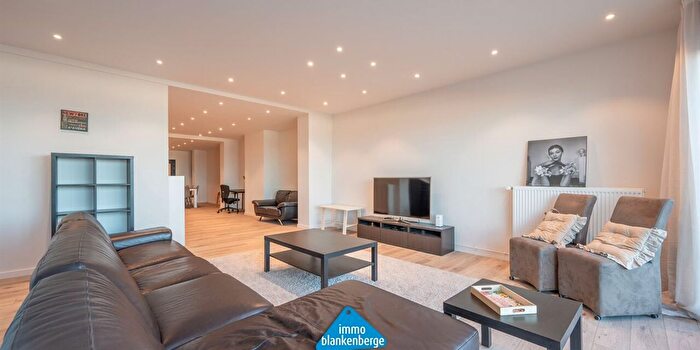 Zeedijk, Blankenberge : Appartement 3 pièces à vendre
