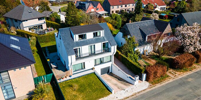Maison 6 pièces à Jules Lagaelaan, Sterrebeek, à vendre