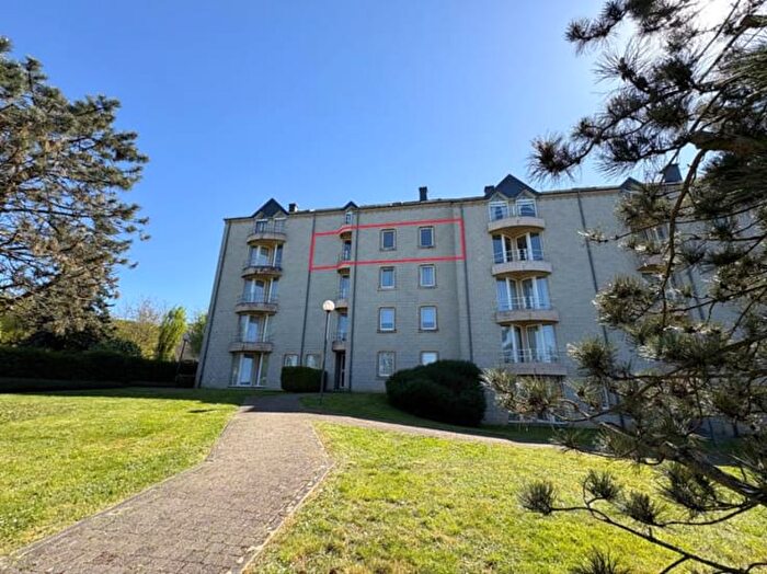Rue des Marguerites, Athus : Appartement 3 pièces à vendre