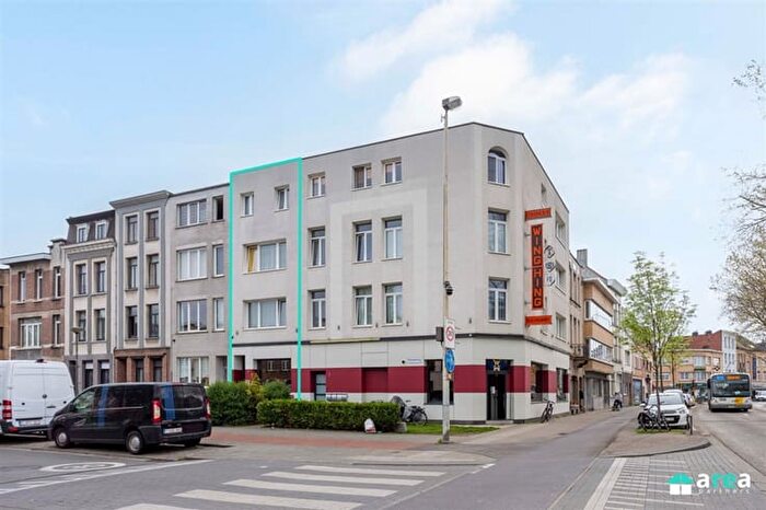 Maison 3 pièces à Frans Baetenstraat, DEURNE, à vendre