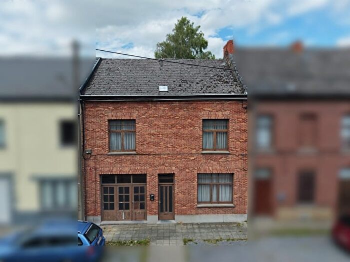 Chemin Frontière, Péruwelz : Maison 3 pièces à vendre