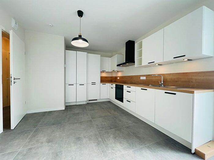 Fontaine SaintJean, Engis : Appartement 3 pièces à louer