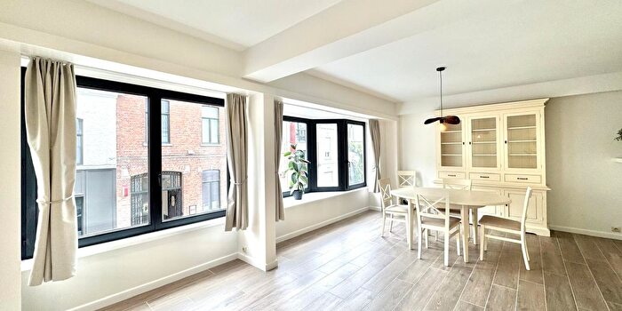 Appartement 2 pièces à Stationsstraat, Waregem, à vendre