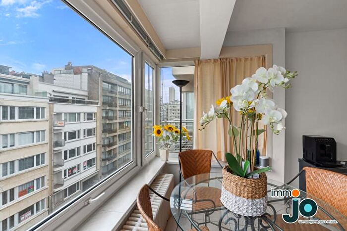 Koningsstraat, Oostende : Appartement 6 pièces à vendre