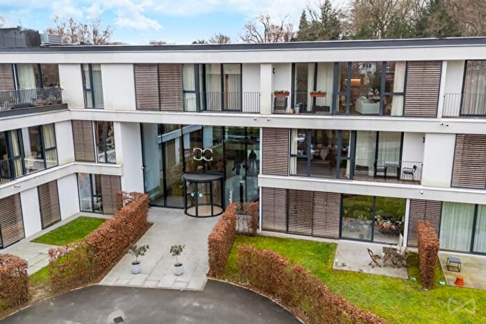 Appartement 8 pièces à vendre à Rue Pierre Broodcoorens D, La hulpe