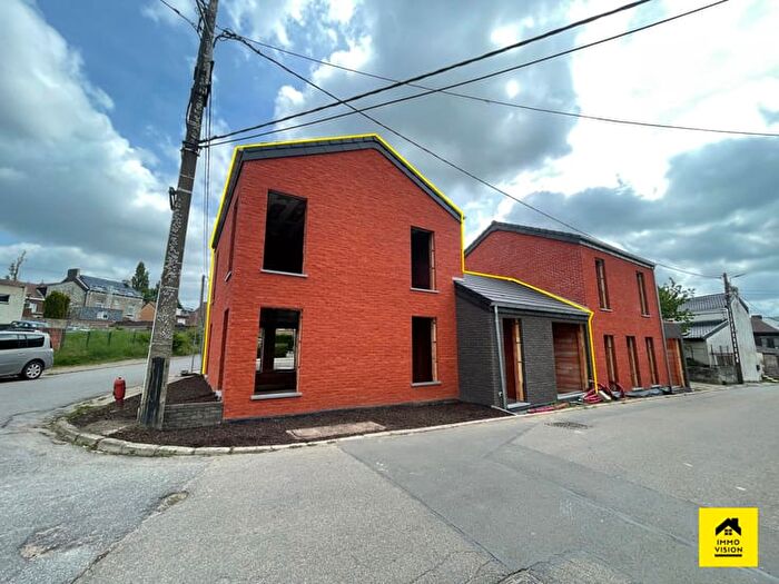 Maison 2 pièces à vendre à Rue Gillot, Charleroi MontigniessurSambre