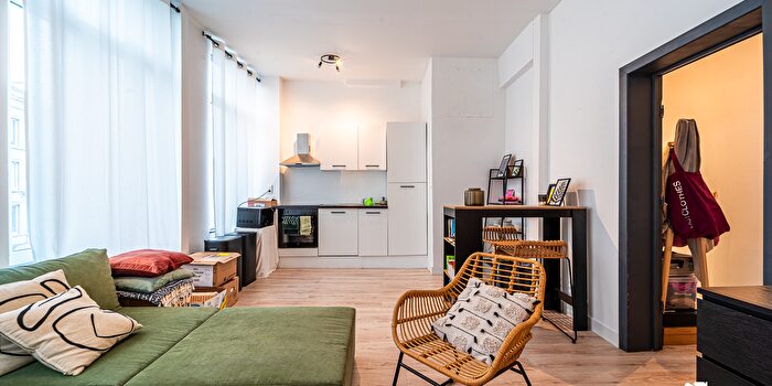 Rue du Mont Saint Martin, Liège : Appartement 1 pièce à vendre