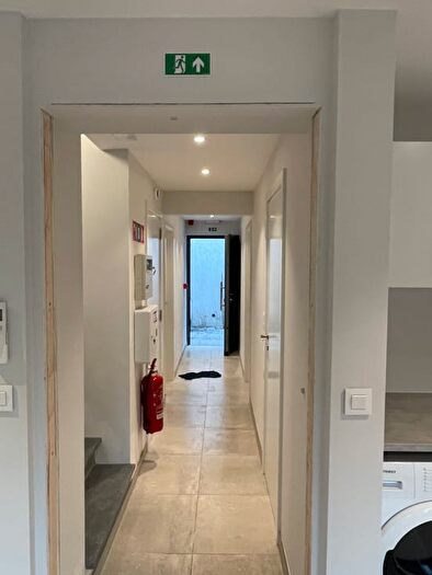 Appartement 4 pièces à louer à Rue De Bruxelles, b