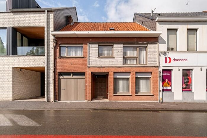 Maison 16 pièces à Oostrozebekestraat, Ingelmunster, à vendre