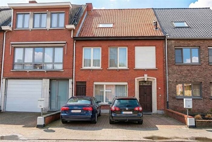 Kwakkelstraat, TURNHOUT : Maison 3 pièces à vendre