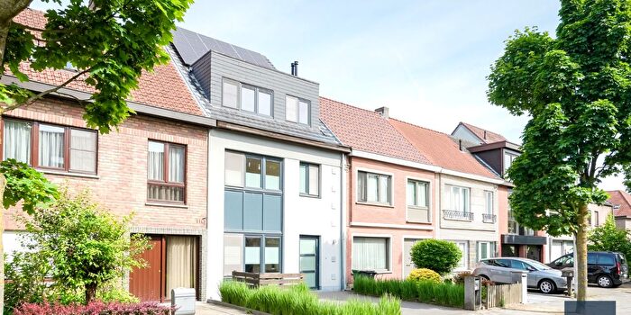 Maison 5 pièces à vendre à Hogekouterstraat, Mariakerke