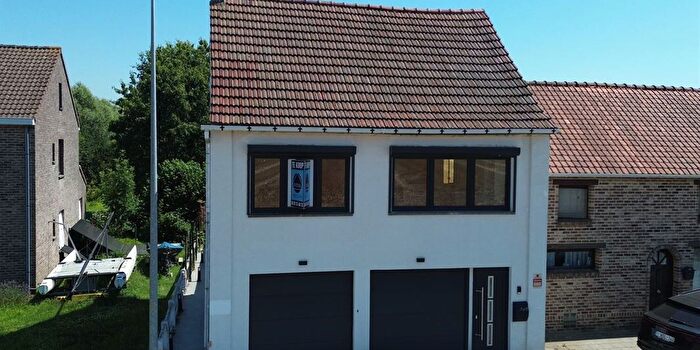 Maison 3 pièces à Rijstraat, Denderwindeke, à vendre