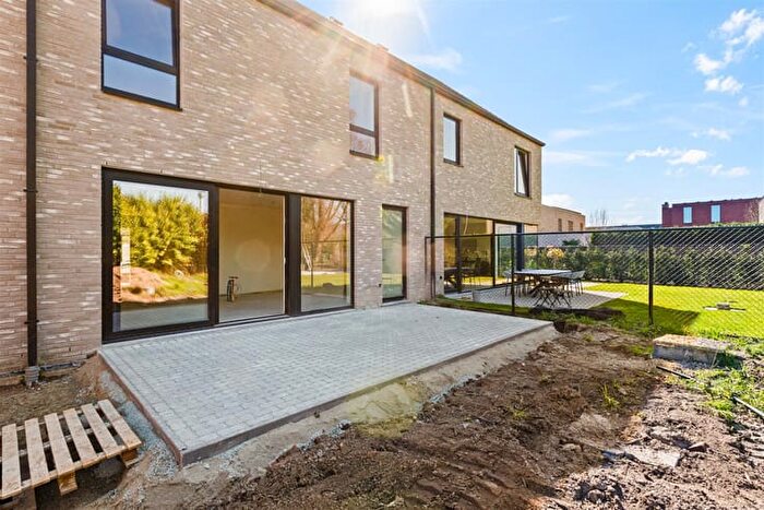 Wegvoeringsstraat, SINTNIKLAAS - Maison 4 pièces à vendre