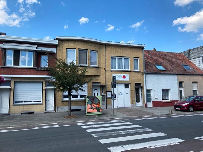 Appartement 9 pièces à Letterkundestraat, Antwerpen, à louer