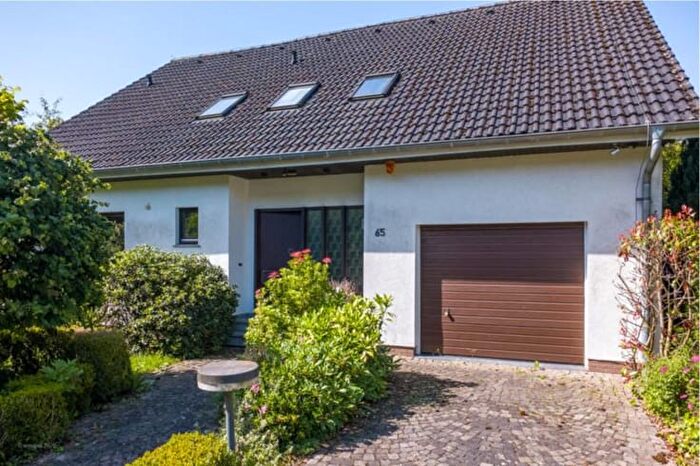 Buschhausstraße, Hauset : Maison 3 pièces à vendre