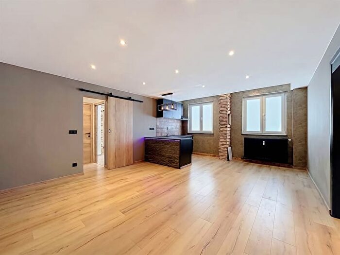 Appartement 1 pièce à Avenue de la Plante B, Namur, à vendre